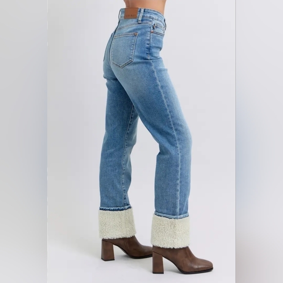 High Waisted Shearling Cuff Straight - Picture 3 of 4